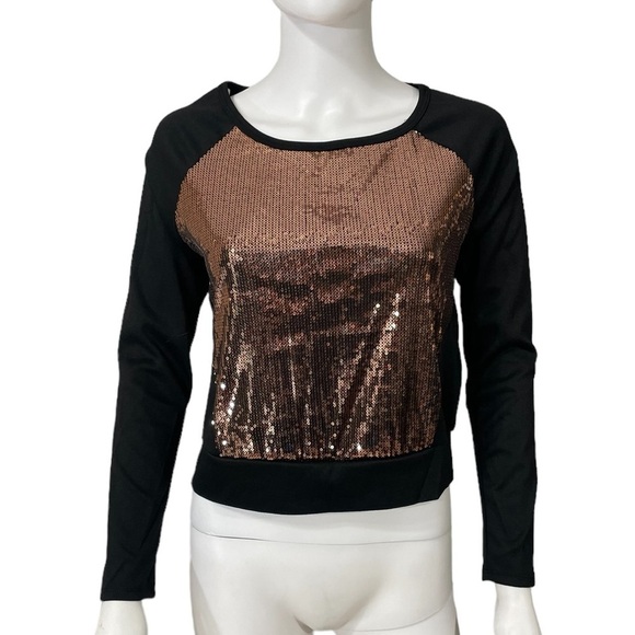 Sparkle Black Rose Gold Sequins Sweater
New - Picture 2 of 5